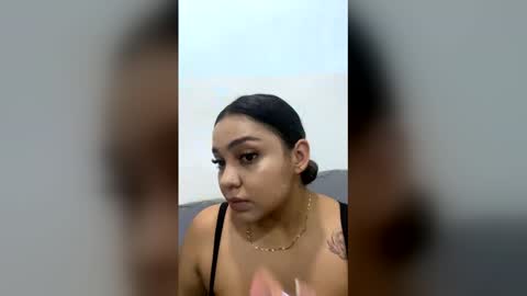 abril_gomez_11 online show from January 18, 8:34 pm