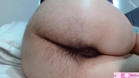 Snapshot of abril_lovee2 chatting on February 6, 7:40 pm Abril online show from February 6, 7:40 pm