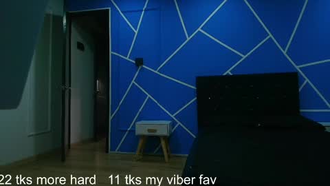 abril y leonel online show from March 26, 11:49 am