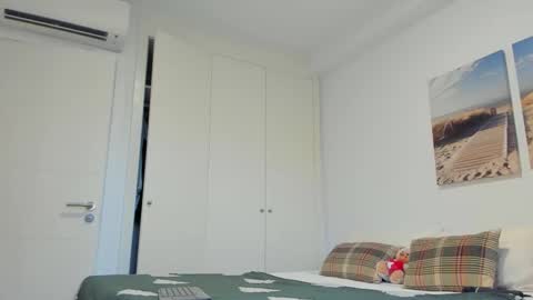 Helena online show from December 16, 10:09 am