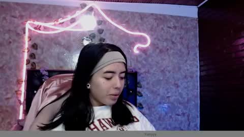 Snapshot of abrill_gp chatting on May 29, 11:41 am abrill_gp online show from May 29, 11:41 am