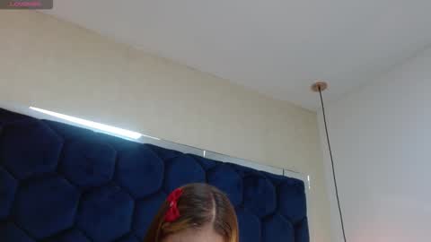 abrilmiller vc online show from October 7, 12:13 pm