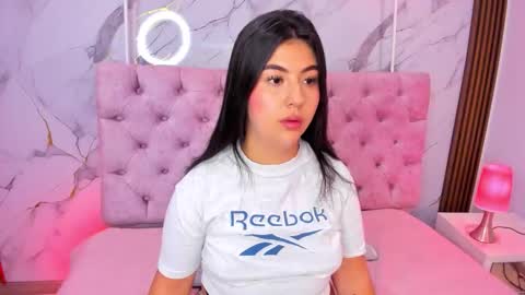 Snapshot of abrilquintana chatting on March 12, 11:27 am Abril online show from March 12, 11:27 am