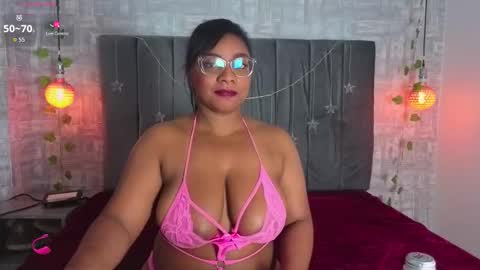 abrilsantana_ online show from January 16, 1:53 am