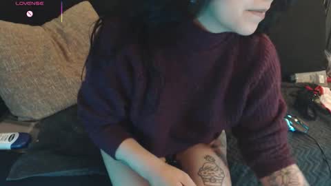 Absenta vert online show from October 7, 9:45 pm