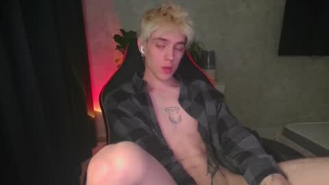 Nick online show from October 7, 3:53 pm