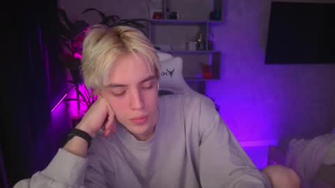 Nick online show from November 19, 3:12 pm