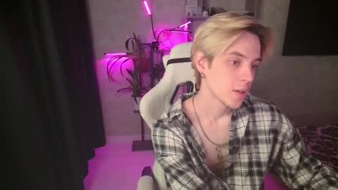 Nick online show from March 1, 12:51 pm