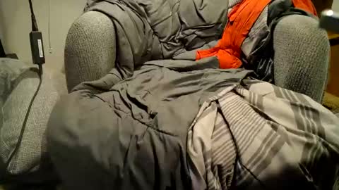 absolootzro online show from October 24, 8:55 am