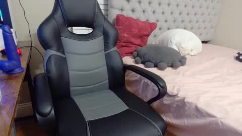 Snapshot of ac1d3athz chatting on February 4, 6:46 am ac1d3athz online show from February 4, 6:46 am