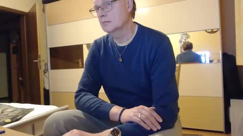 ach471 online show from December 5, 5:17 pm