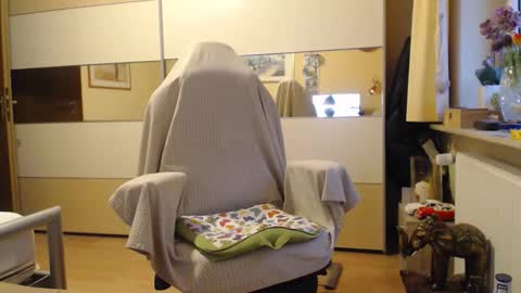 ach471 online show from November 28, 7:44 am