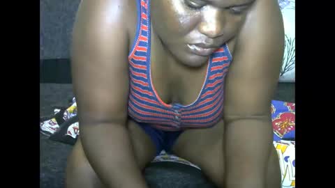 MAUREEN online show from October 26, 6:25 pm