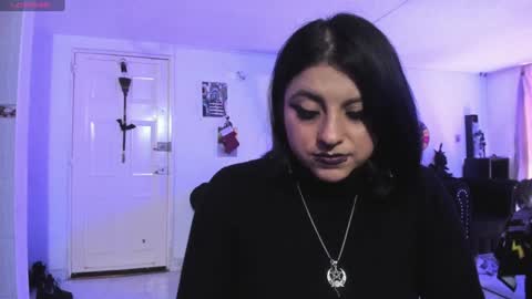 Snapshot of acid_alice666 chatting on January 4, 5:58 pm Alice online show from January 4, 5:58 pm