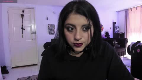 Snapshot of acid_alice666 chatting on February 19, 4:00 pm Alice online show from February 19, 4:00 pm