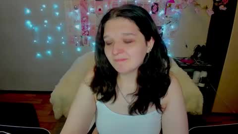 Snapshot of acid_kate chatting on April 5, 12:41 am Kate online show from April 5, 12:41 am