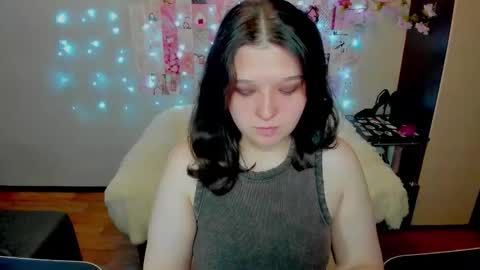 Snapshot of acid_kate chatting on April 13, 12:38 am Kate online show from April 13, 12:38 am