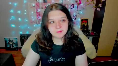 Snapshot of acid_kate chatting on May 20, 11:55 pm Kate online show from May 20, 11:55 pm