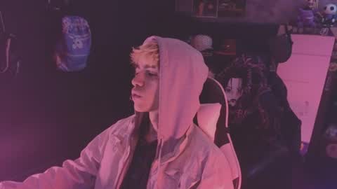Acid Milo online show from July 29, 5:00 pm