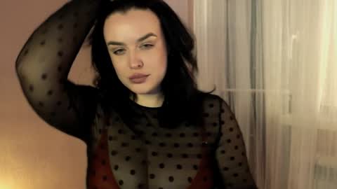 Snapshot of actavia_rose chatting on December 24, 6:28 pm my inst love inside 17 online show from December 24, 6:28 pm