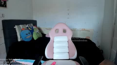 Helena online show from February 25, 6:31 pm