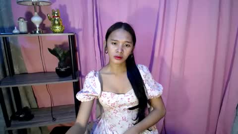 Snapshot of acyl_quixx chatting on February 21, 3:56 am acyl_quixx online show from February 21, 3:56 am