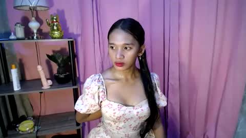 Snapshot of acyl_quixx chatting on February 22, 6:50 am acyl_quixx online show from February 22, 6:50 am