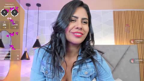 Snapshot of ada__lee_ chatting on February 26, 1:43 am Antonella online show from February 26, 1:43 am