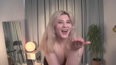 Snapshot of ada_gatess chatting on March 29, 1:11 pm ADA online show from March 29, 1:11 pm