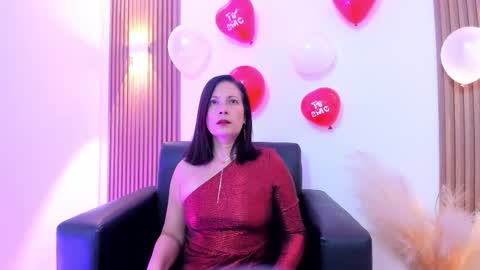 Snapshot of ada_mclaine2 chatting on February 14, 12:24 pm Ada online show from February 14, 12:24 pm