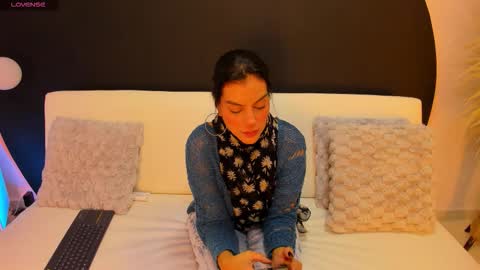    online show from February 6, 1:58 pm