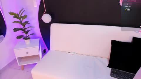    online show from March 2, 4:36 pm