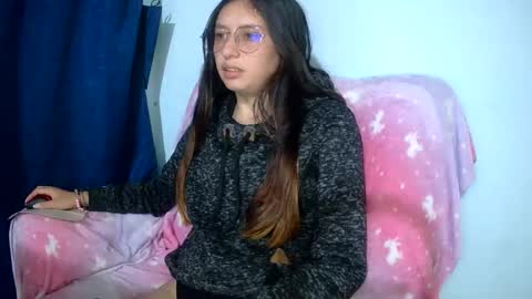 Ada naugthy28 online show from November 24, 11:04 pm