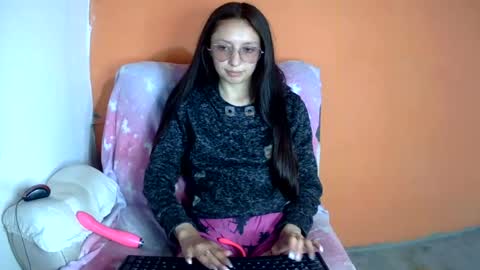 Ada naugthy28 online show from June 15, 11:18 pm