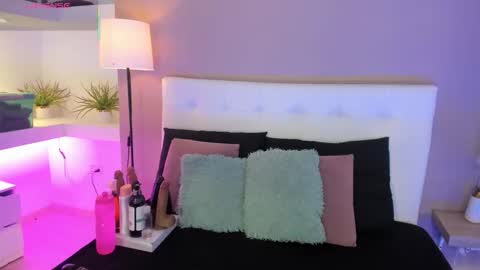 Snapshot of adabenneth chatting on March 2, 4:47 am adabenneth online show from March 2, 4:47 am