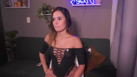 Snapshot of adahara_miller chatting on November 12, 2:12 am Adahara online show from November 12, 2:12 am