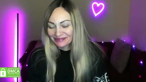 Snapshot of adalina_teacher chatting on December 16, 6:46 pm Adalina online show from December 16, 6:46 pm