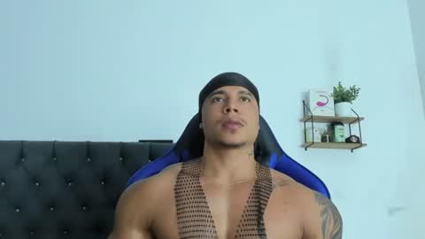 adam boss online show from July 9, 11:09 pm