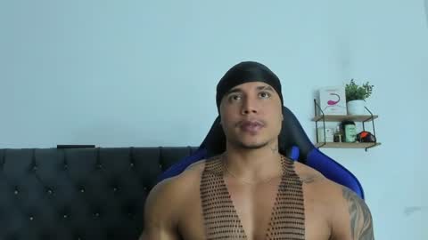 adam boss online show from July 21, 8:49 am