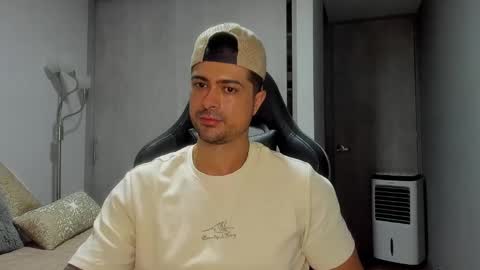 adam clarke online show from December 30, 2:53 am