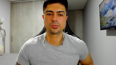 adam clarke online show from February 6, 12:43 am