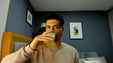 adam clarke online show from May 6, 2:29 am