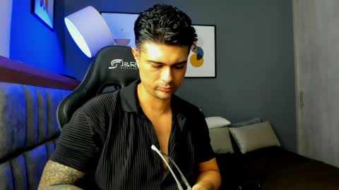 adam clarke online show from May 11, 1:33 am