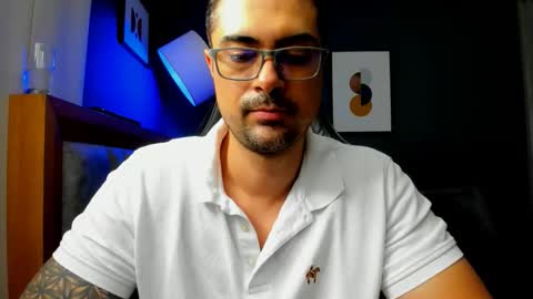 adam clarke online show from May 15, 2:40 am