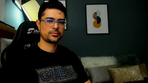 adam clarke online show from May 26, 1:23 am