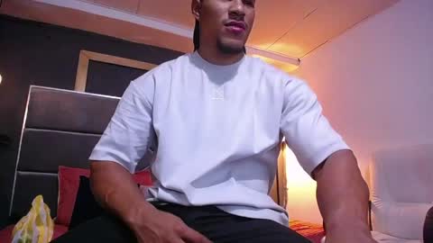adam_fit19cm online show from April 23, 2:08 pm