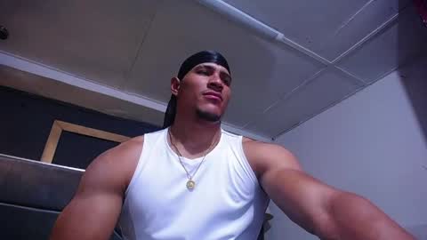 adam_fit19cm online show from June 2, 3:14 pm