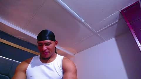 adam_fit19cm online show from July 28, 2:05 pm