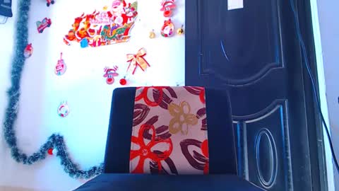 adam hot11 online show from December 18, 8:03 pm