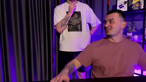 Snapshot of adam_ice chatting on March 18, 7:50 pm Arthur and Adam online show from March 18, 7:50 pm